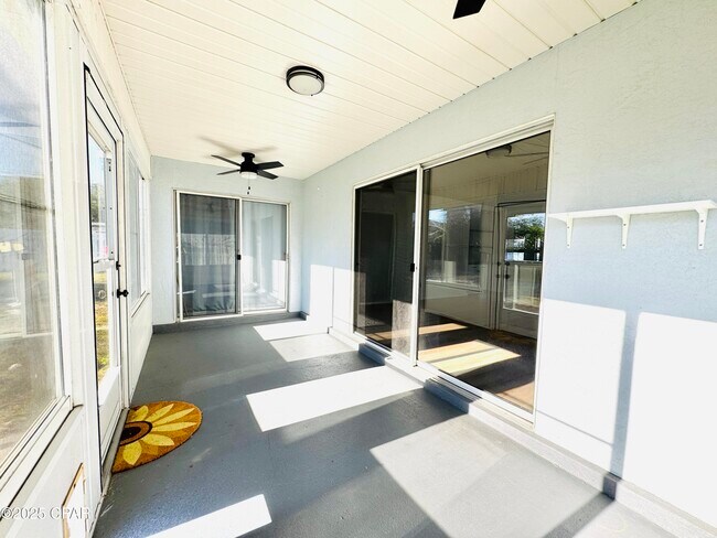 Building Photo - 205 Covington St