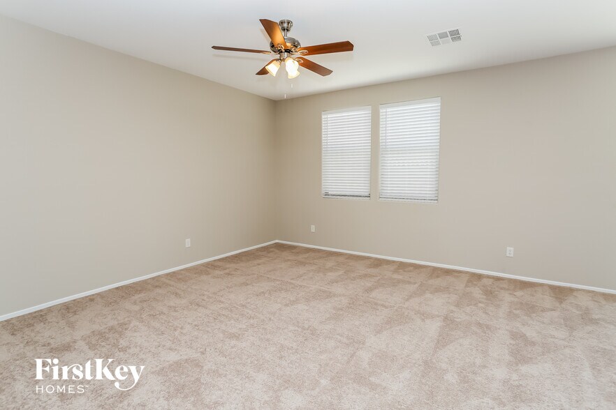 Building Photo - 10841 Pearl River Ave