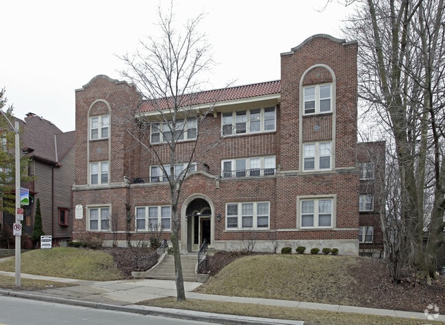 Building Photo - Maryland Manor Apartments