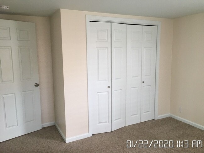 Building Photo - 545