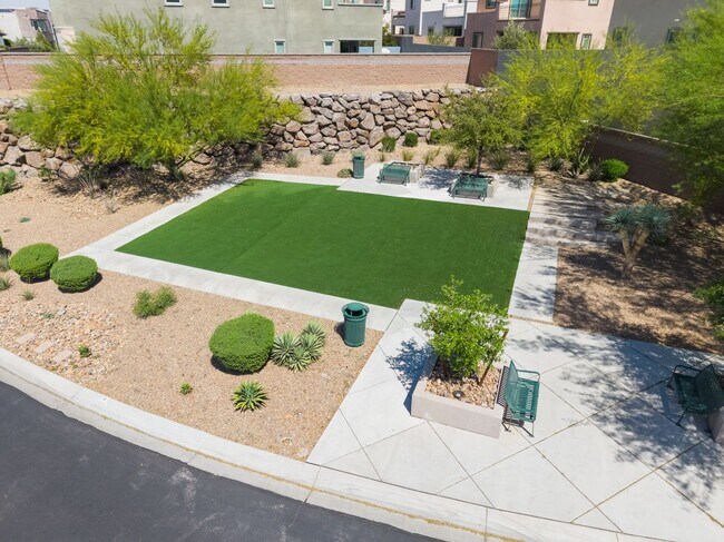 Building Photo - 813 Horizon Canyon Dr