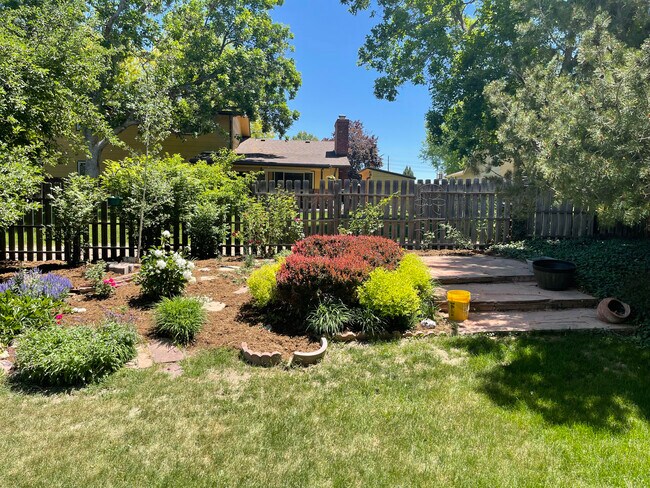 Building Photo - 7480 Mount Meeker Rd