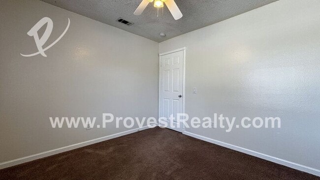 Building Photo - 13496 Vail Cir