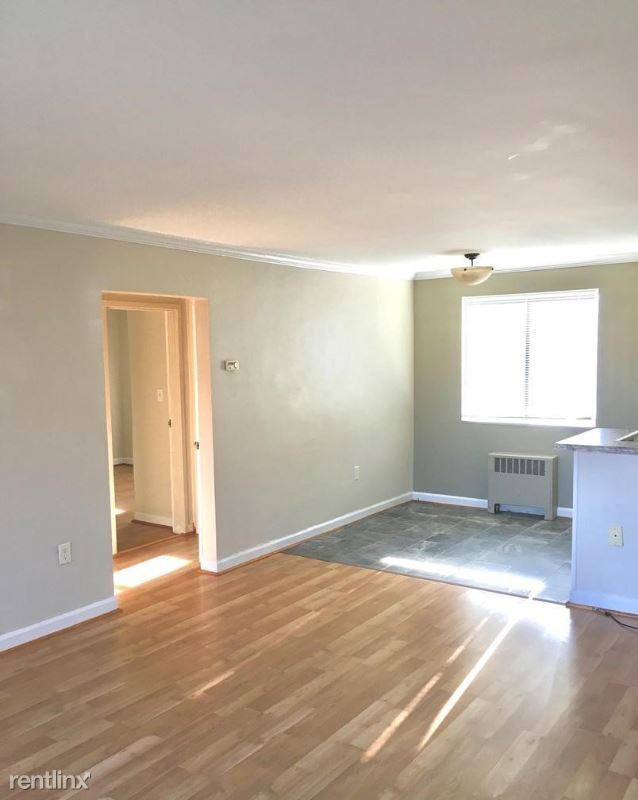 Building Photo - 6 Galveston St SW