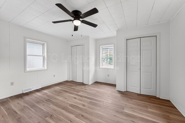 Building Photo - 2311 Henderson Ave