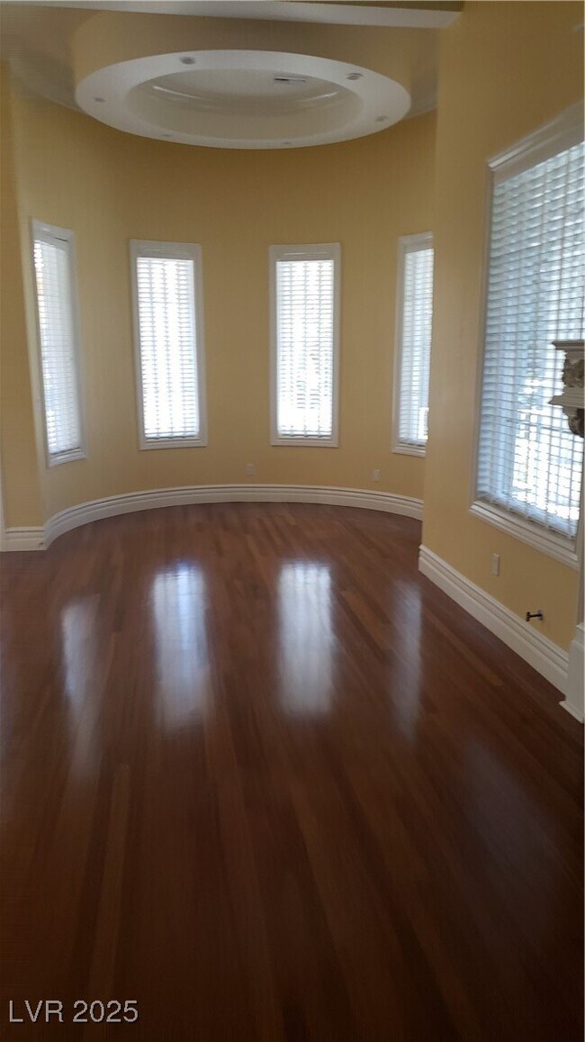 Building Photo - 3030 American River Ln