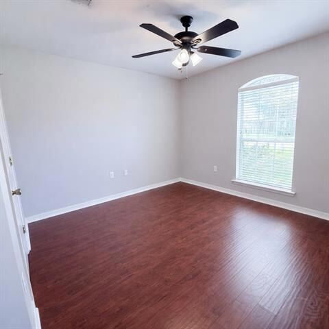 Building Photo - 926 Armand St