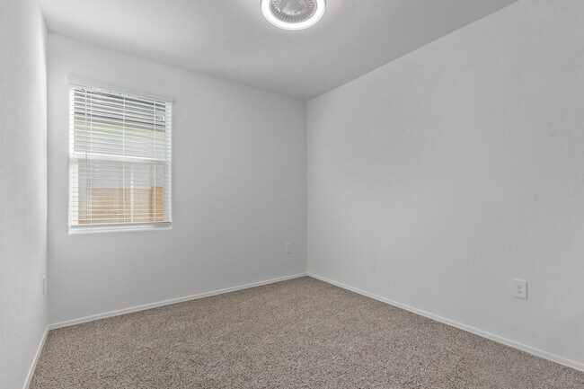 Building Photo - Beautiful 5-Bed Dream Home in The Village at Copper Basin