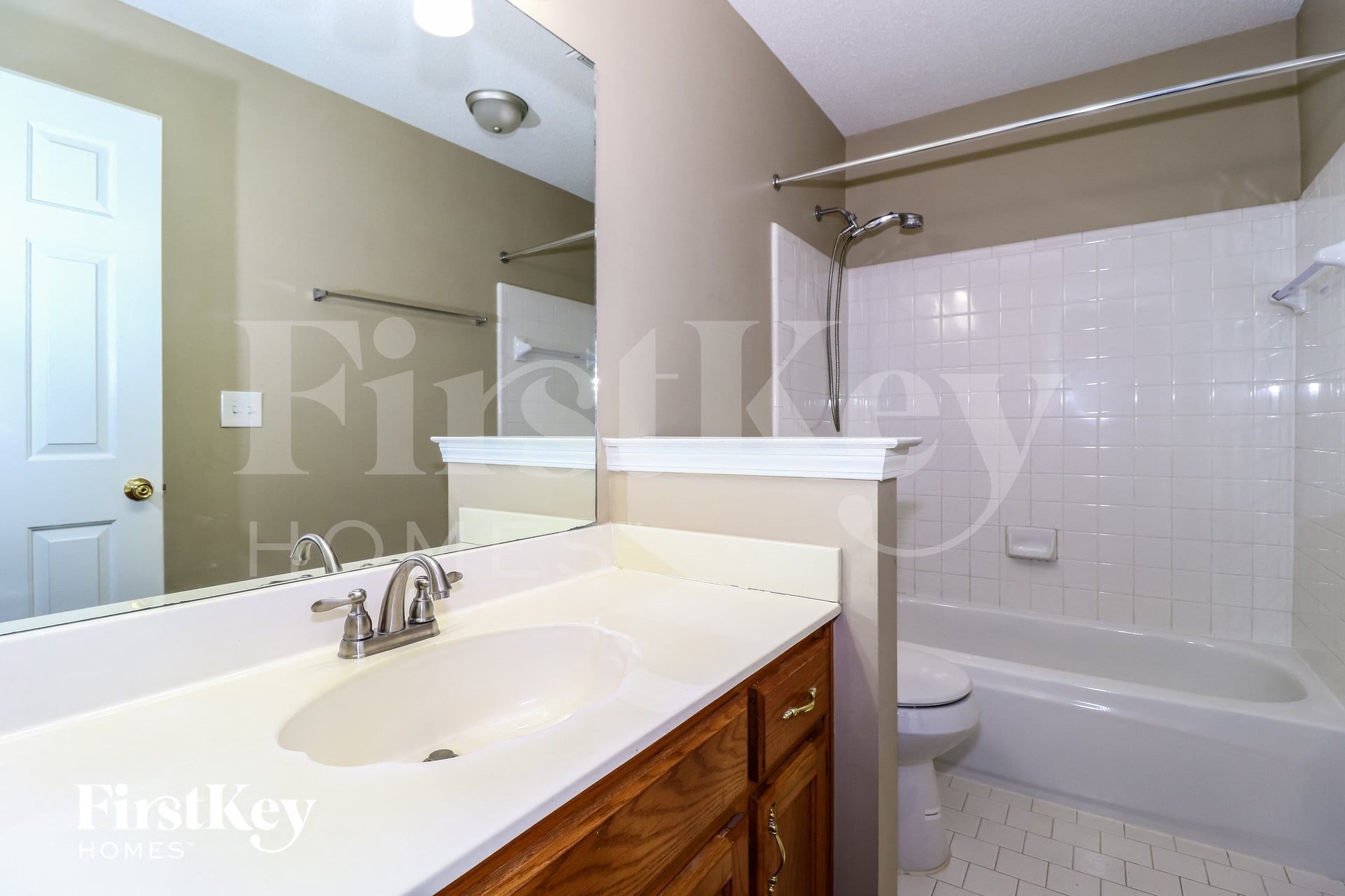 Building Photo - 9095 Strawberry Ln