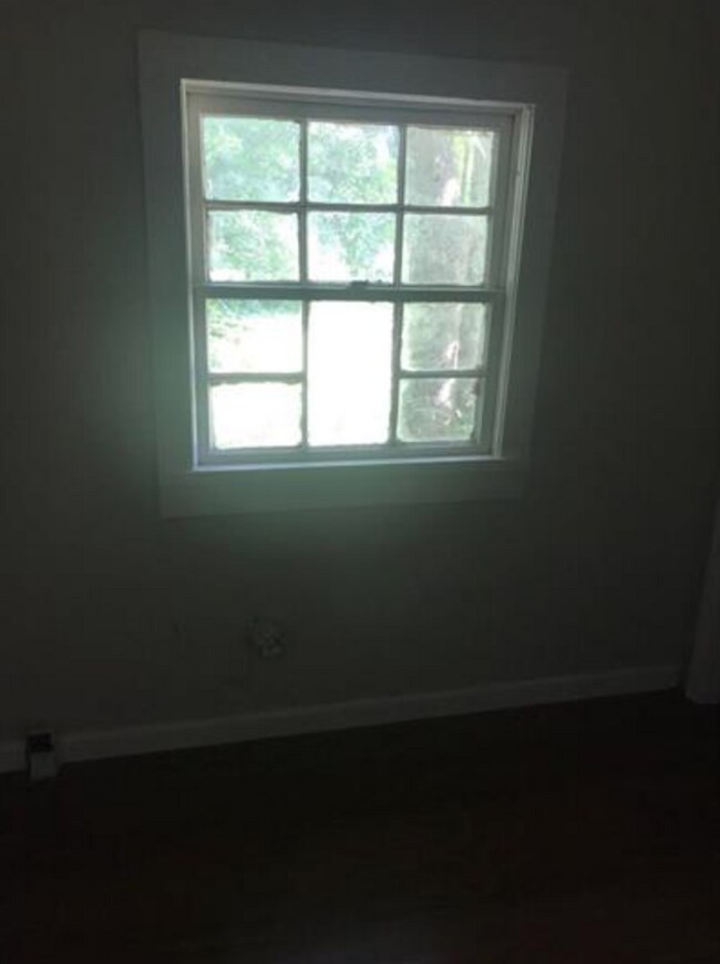 Building Photo - 106 Grape St