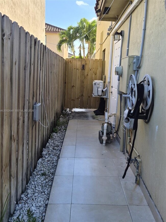 Building Photo - 13376 SW 268th Terrace