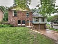 Building Photo - 4 bedrooms, 3 baths gorgeous Parkville home