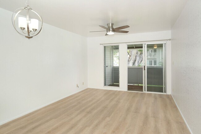 Building Photo - Waiau Garden Court #110