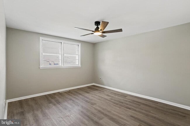Building Photo - 934 Circle Dr