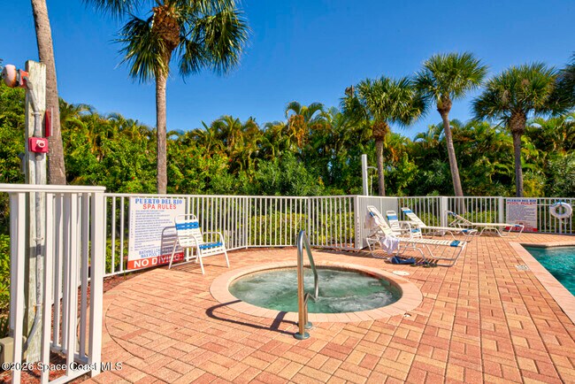 Building Photo - 8903 Laguna Ln