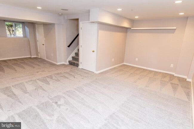 Building Photo - 614 Tuckahoe Creek Ct