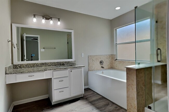 Building Photo - 15223 Keystone Bend Ln