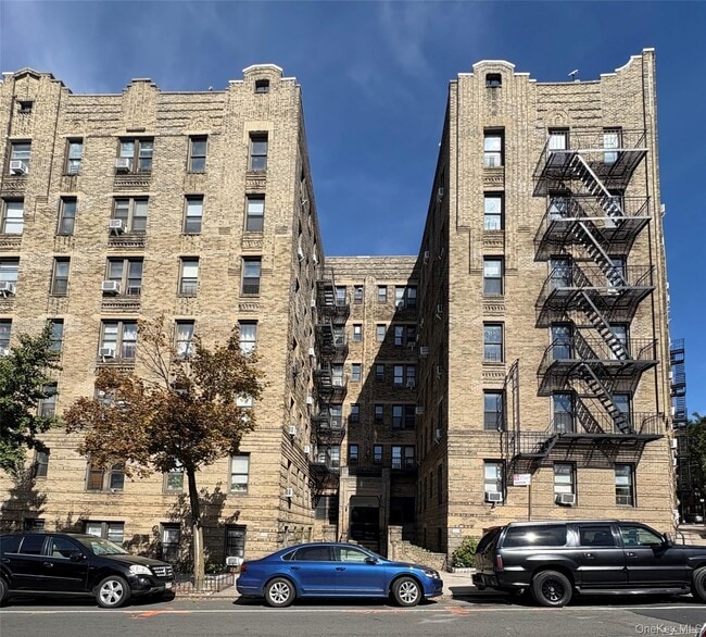 Building Photo - 50-05 43rd Ave