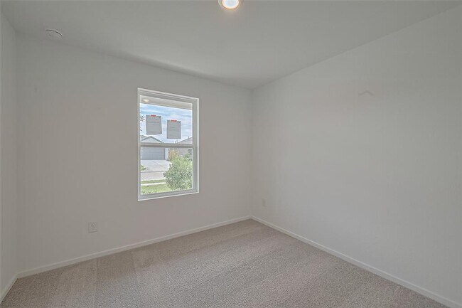 Building Photo - 28930 Rustic Windmill Wy