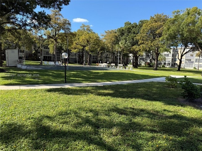 Building Photo - 2900 NW 48th Terrace