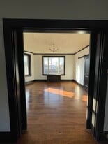 Building Photo - 3421 Trimble Ave