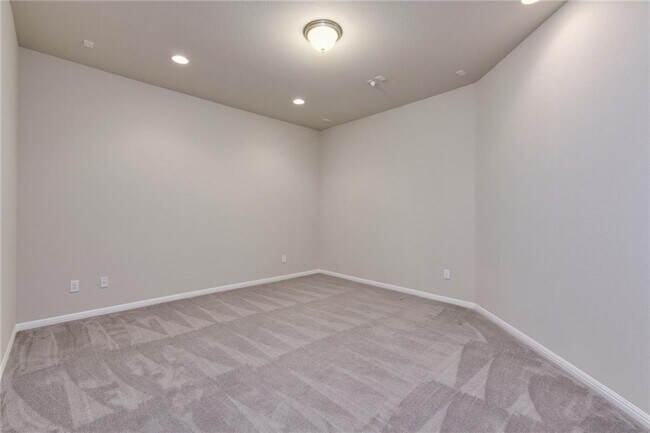 Building Photo - 3006 Rio Verde Dr