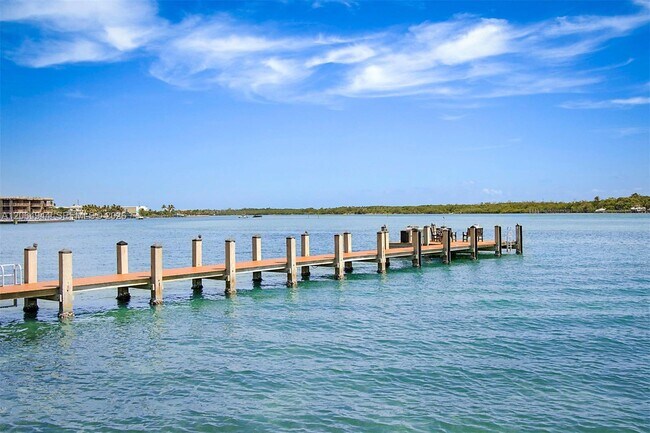Building Photo - 100 Intracoastal Pl