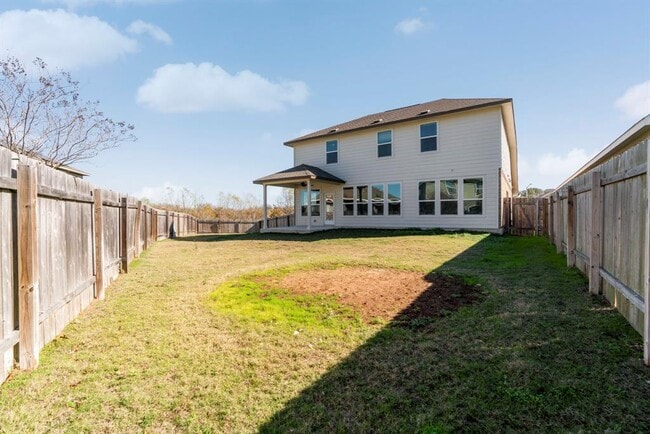 Building Photo - 400 Mante Ct