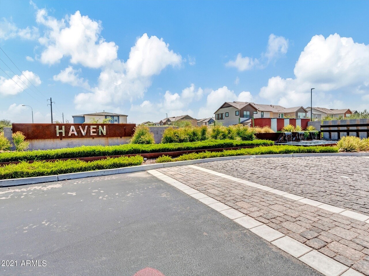 Building Photo - 627 W Flintlock Way