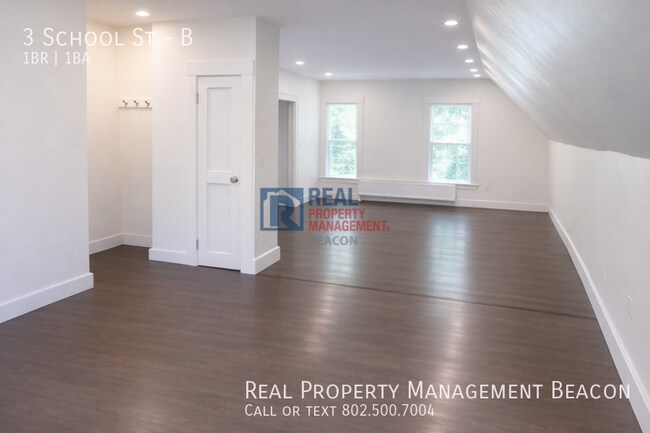 Building Photo - 3 School St