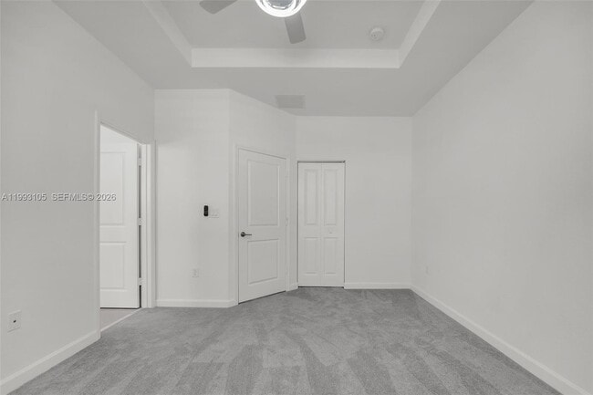 Building Photo - 2425 SE 28th Dr