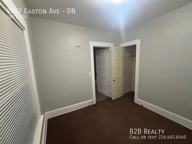 Building Photo - 9807 Easton Ave