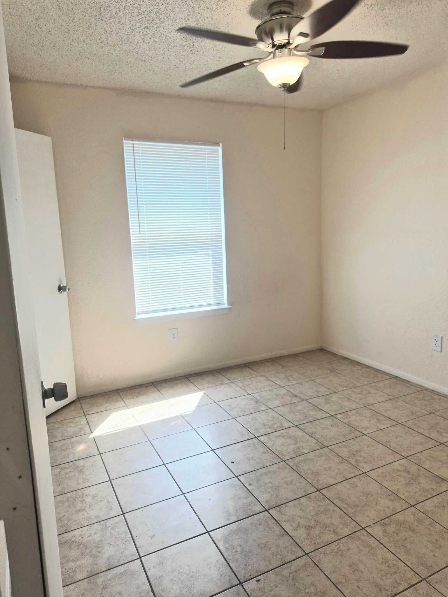 Building Photo - 3712 Hulen Park Cir