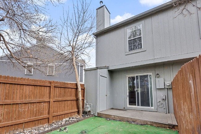 Building Photo - 4152 Charleston Dr