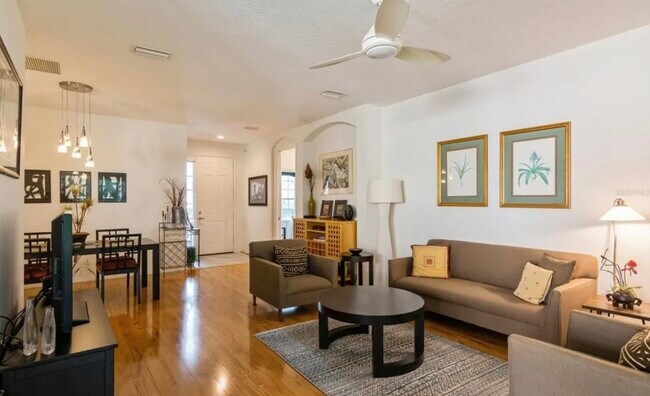 Building Photo - 7314 Meeting St