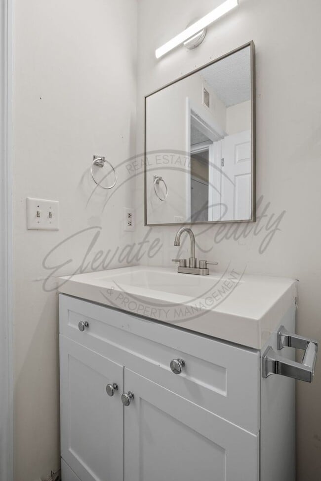 Building Photo - Beautifully updated 2-bedroom, 1-bath first-floor duplex in the heart of Hermitage (ON SPECIAL)!