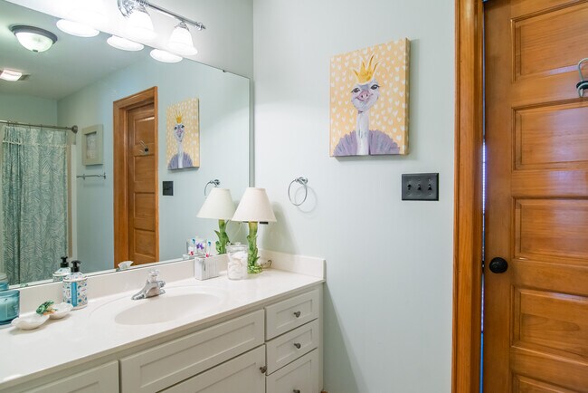 Building Photo - 203 Da Gullah Way