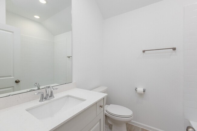 Building Photo - 28819 Mount Bonnell Dr