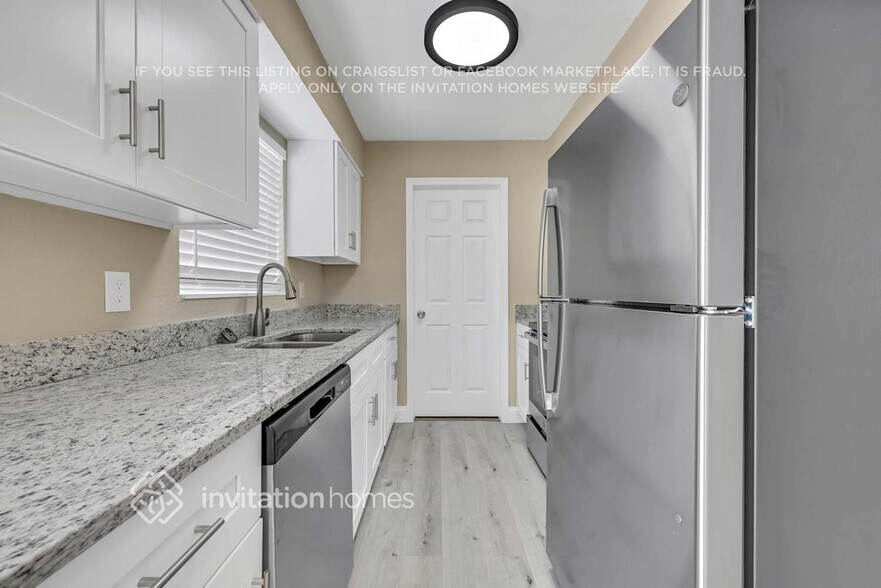 Building Photo - 5311 Green Velvet Ct