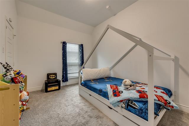 Building Photo - 612 Swift St