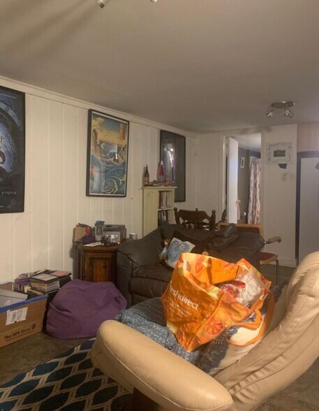 Building Photo - 1446 Oak St NW