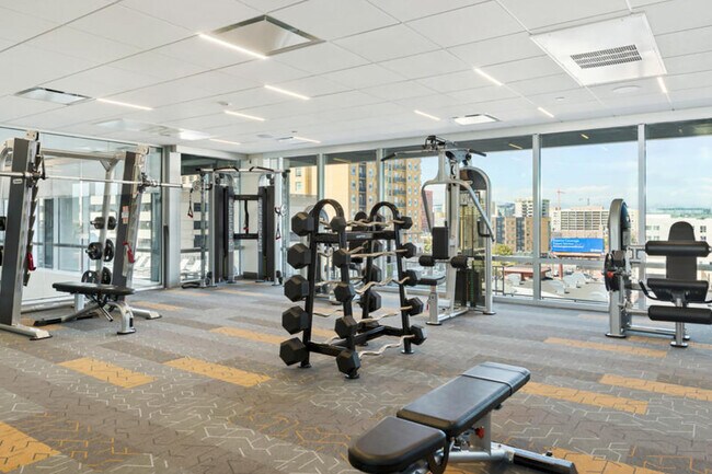 Building Photo - 2100 Welton St