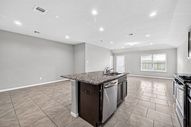 Building Photo - 29615 Breakwater Dr