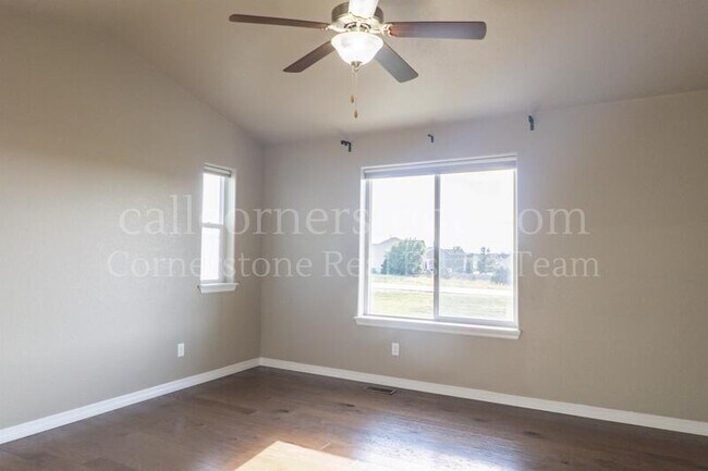 Building Photo - 6070 Jorie Rd