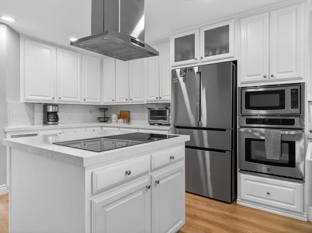Building Photo - 1515 Mission Hills Ln