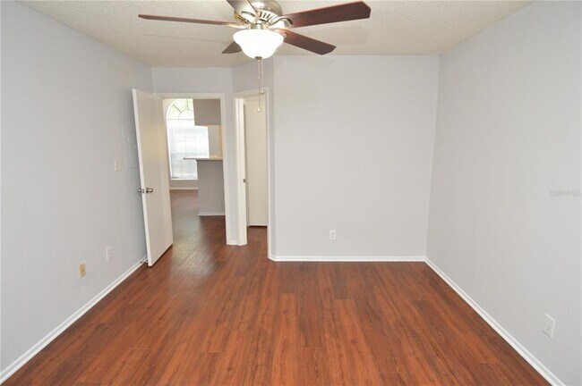 Building Photo - 8630 Mallard Reserve Dr