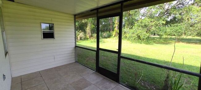 Building Photo - Duplex in Poinciana, Polk County