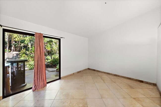 Building Photo - 2967 Bonanza