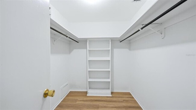 Building Photo - 1329 Nantucket Rd
