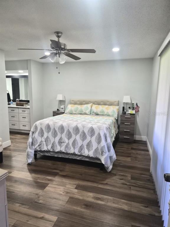 Building Photo - 1055 Kensington Park Dr